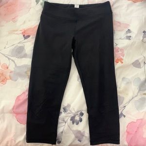Lululemon Ivivva Girls 3/4 Leggings